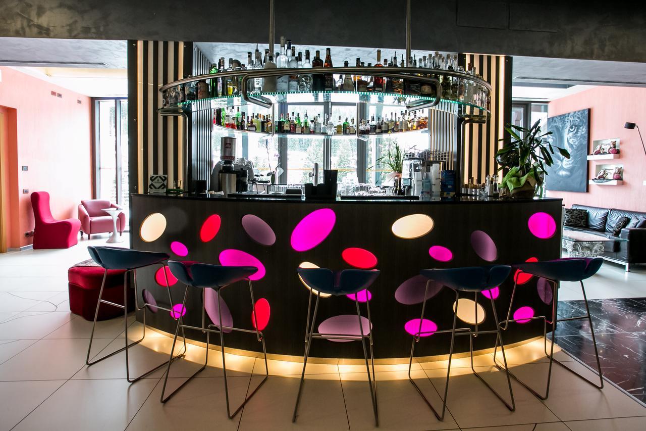 Design Oberosler Hotel Madonna di Campiglio Exterior photo
